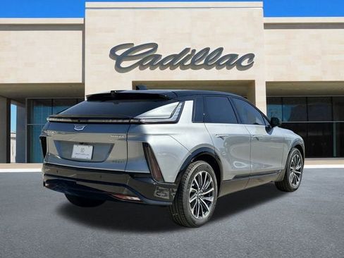 New 2026 Cadillac Lyriq Premium Sport image 5