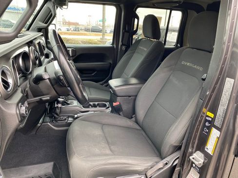 Used 2021 Jeep Gladiator Overland image 24