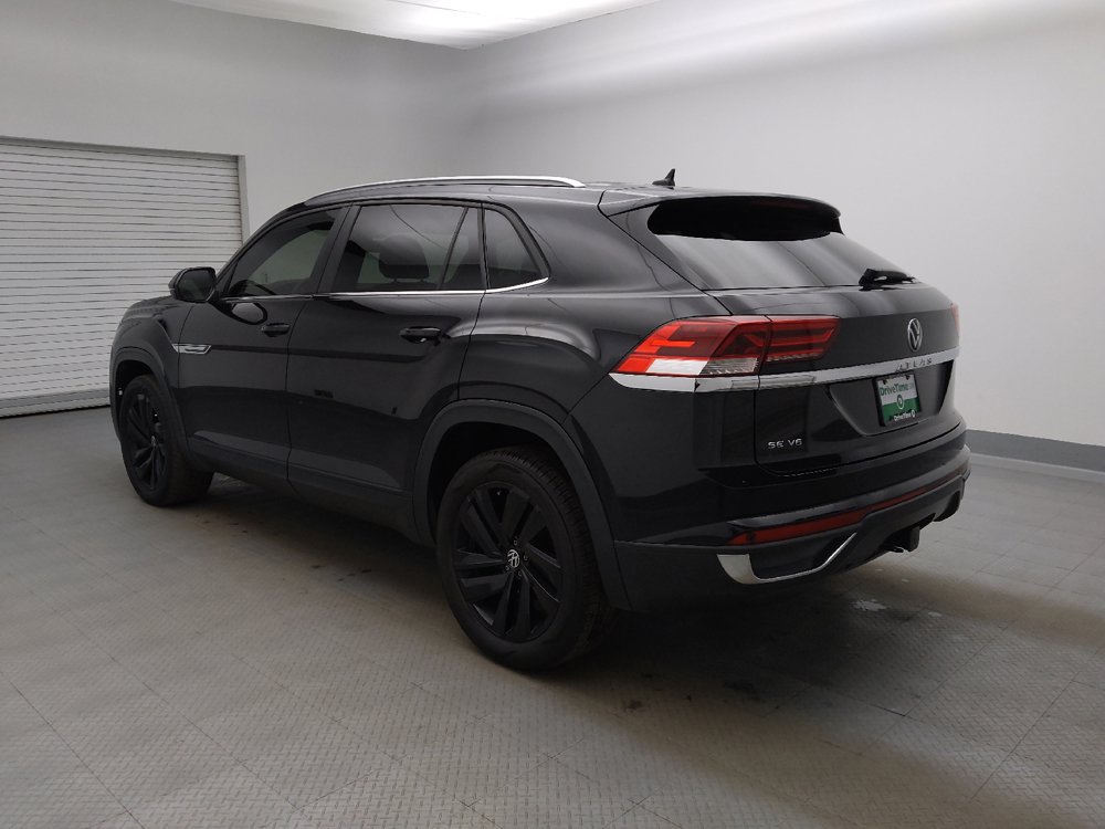 Used 2022 Volkswagen Atlas Cross Sport SE FWD image 3
