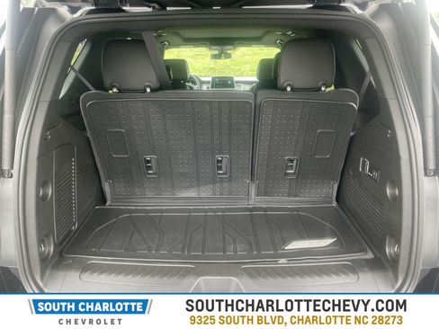 Used 2022 Chevrolet Tahoe LT w/ Luxury Package AWD/4WD image 1