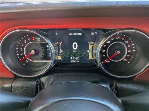 Used 2022 Jeep Wrangler Unlimited Rubicon w/ Cold Weather Group image 12