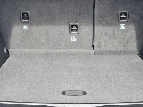 New 2026 Jeep Grand Cherokee Altitude image 12