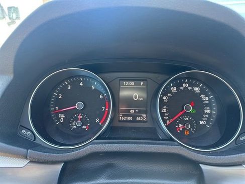 Used 2017 Volkswagen Passat 1.8T R-Line FWD image 11