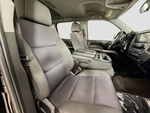 Used 2018 Chevrolet Silverado 1500 LT w/ All Star Edition RWD image 29