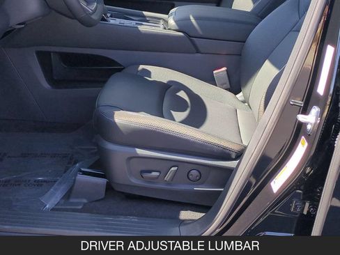 New 2026 Nissan Pathfinder SL FWD image 15