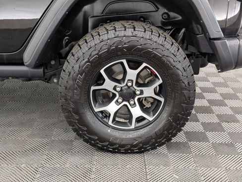 Used 2023 Jeep Wrangler Unlimited Rubicon w/ Cold Weather Group image 14