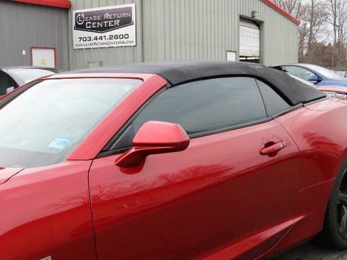 Used 2017 Chevrolet Camaro SS image 5