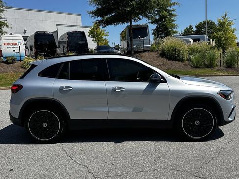 Certified 2026 Mercedes-Benz GLA 250 4MATIC w/ Midnight Edition image 9