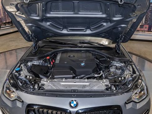 Used 2025 BMW 230i xDrive Coupe w/ M Sport Package AWD/4WD image 5