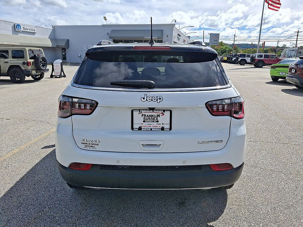 Used 2023 Jeep Compass Limited w/ Elite Group AWD/4WD image 23