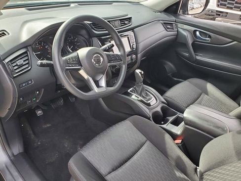 Used 2018 Nissan Rogue S image 8
