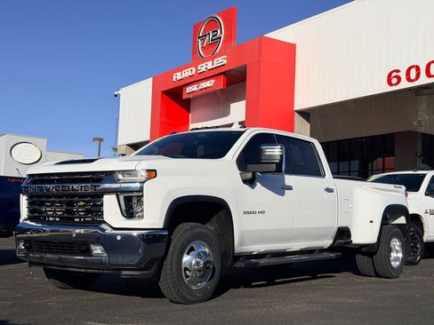 Used 2022 Chevrolet Silverado 3500 LTZ w/ LTZ Convenience Package image 31