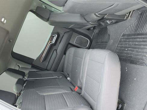 Used 2022 Chevrolet Silverado 1500 LT AWD/4WD image 15