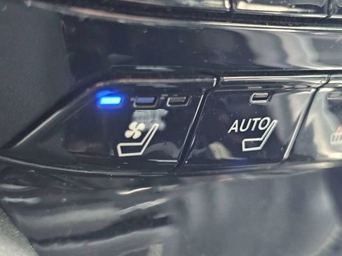 Used 2023 Acura MDX SH-AWD w/ Advance Package image 23