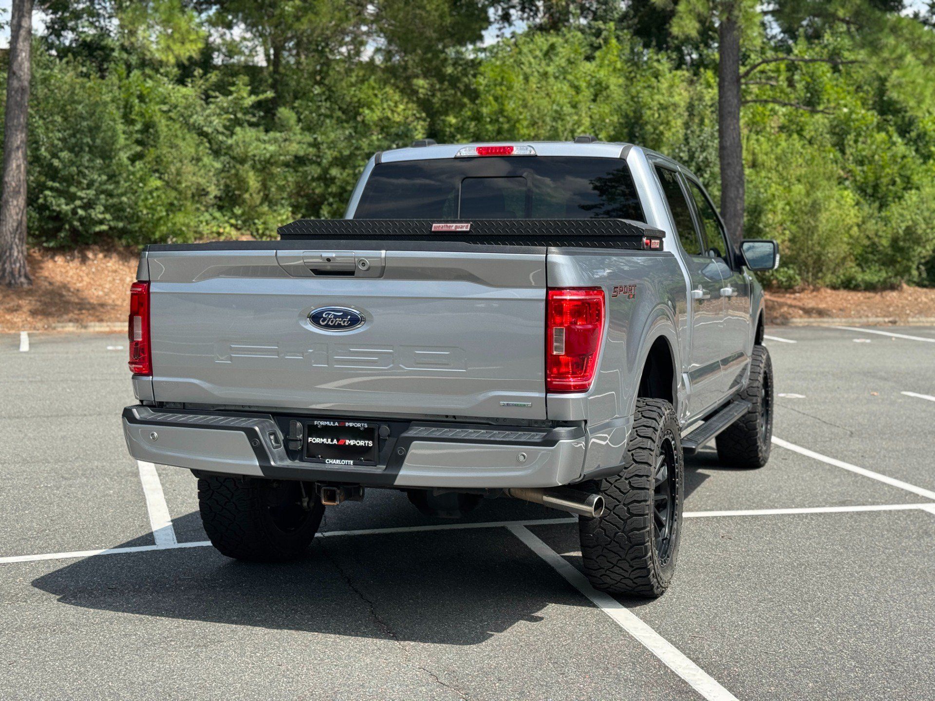 Used 2022 Ford F150 XLT w/ Equipment Group 302A High AWD/4WD image 12