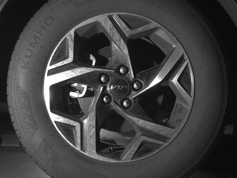 Used 2025 Kia Sportage LX image 15