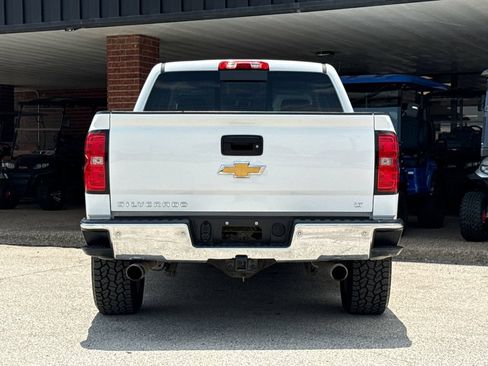 Used 2018 Chevrolet Silverado 1500 LT w/ Texas Edition RWD image 8