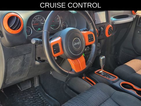 Used 2012 Jeep Wrangler Unlimited Sahara w/ Dual Top Group AWD/4WD image 15