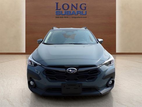 Used 2025 Subaru Crosstrek 2.0i Premium image 2