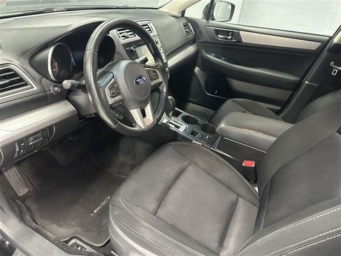 Used 2015 Subaru Legacy 2.5i Premium w/ Popular Package #2 AWD/4WD image 2