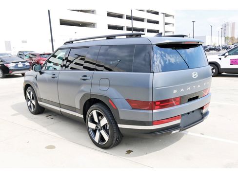 Certified 2025 Hyundai Santa Fe Limited image 7