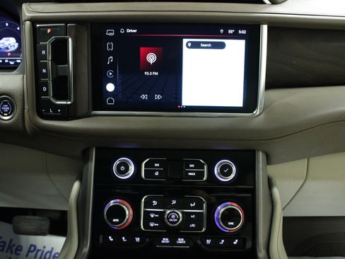 Used 2022 GMC Yukon Denali image 24