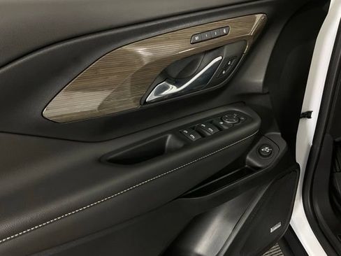 Used 2023 GMC Terrain Denali w/ LPO, Floor Liner Package AWD/4WD image 32