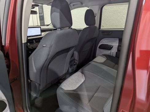 Used 2025 Ford Maverick XLT w/ XLT Luxury Package AWD/4WD image 12