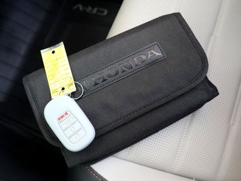 Used 2024 Honda CR-V Sport Touring image 27