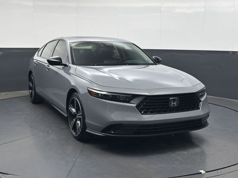 New 2026 Honda Accord SE image 2