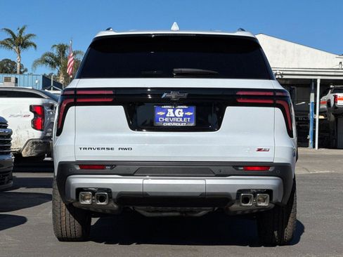 New 2026 Chevrolet Traverse Z71 w/ Enhanced Driving Package image 5