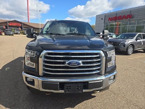 Used 2017 Ford F150 XLT w/ Equipment Group 302A Luxury image 2