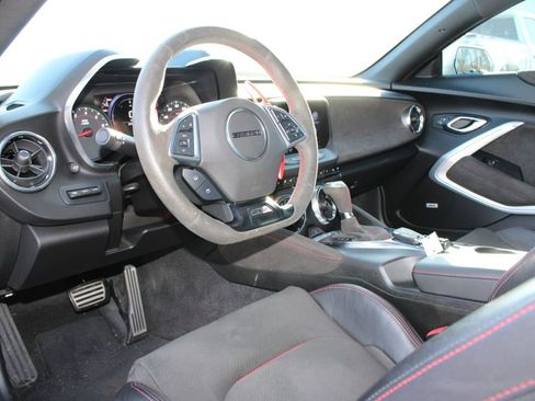 Used 2021 Chevrolet Camaro ZL1 image 34