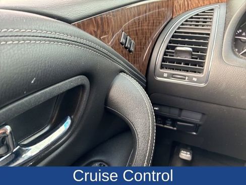 Used 2018 Nissan Armada SL w/ Moonroof Package AWD/4WD image 15