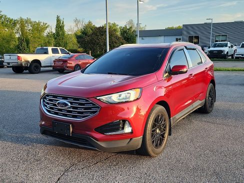 Used 2020 Ford Edge SEL FWD image 3