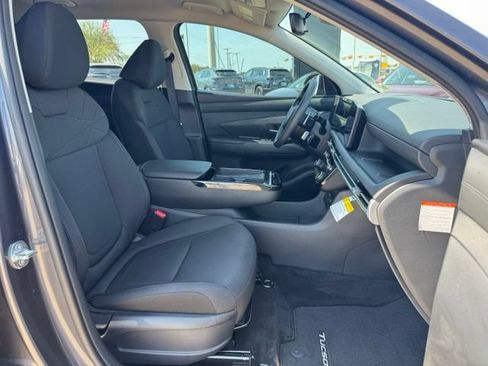 Used 2025 Hyundai Tucson Blue AWD/4WD image 25