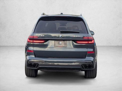 New 2026 BMW X7 M60i image 7