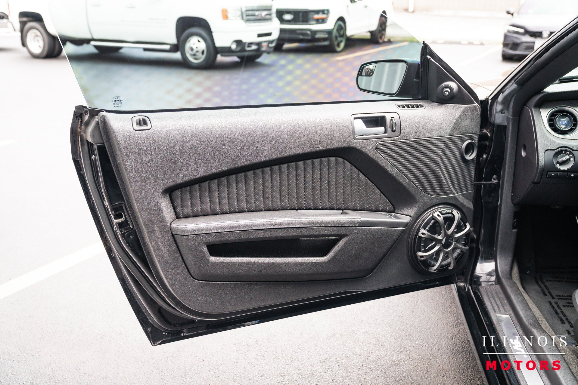 Used 2014 Ford Mustang Shelby GT500 RWD image 17