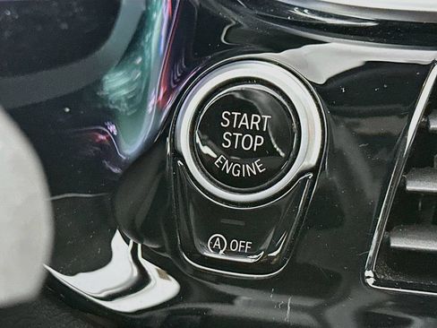Used 2020 BMW 530i RWD image 28