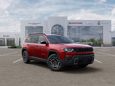 Used 2026 Jeep Cherokee Laredo AWD/4WD image 5
