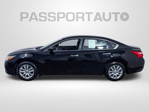 Used 2016 Nissan Altima 2.5 S w/ Power Driver Seat Package FWD image 9