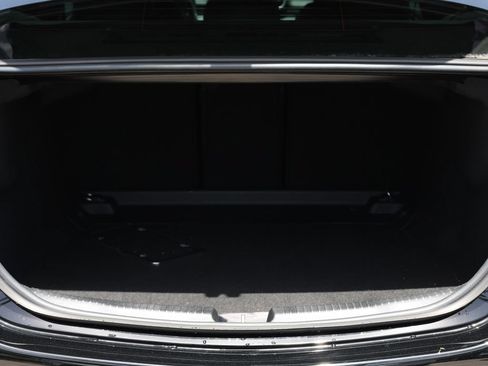 Used 2025 Mercedes-Benz C 300 Sedan image 8