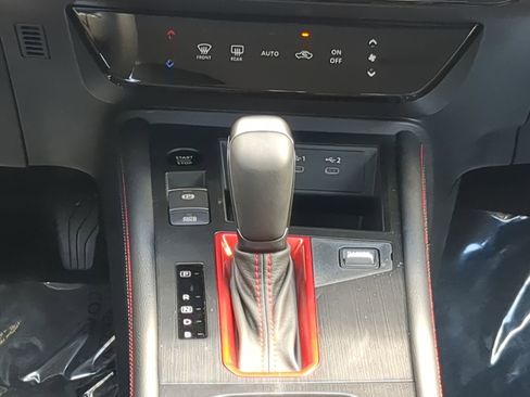 New 2026 Nissan Kicks SR w/ Illumination Package image 18