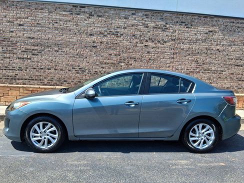 Used 2012 MAZDA MAZDA3 i Touring FWD image 2