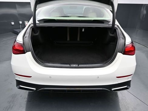 Used 2025 Mercedes-Benz E 450 4MATIC Sedan image 9