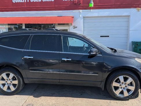 Used 2014 Chevrolet Traverse LTZ AWD/4WD image 4