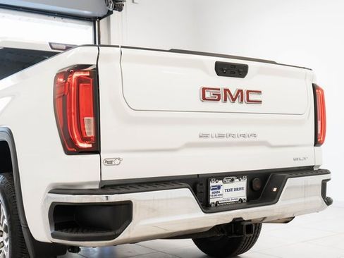 Used 2022 GMC Sierra 1500 SLT image 11