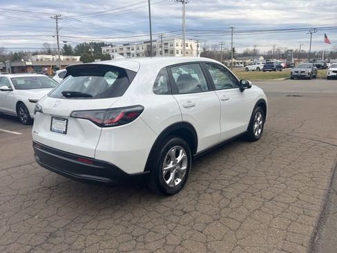 Used 2023 Honda HR-V LX image 12