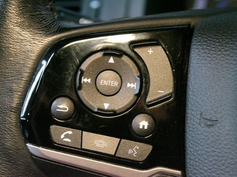 Used 2021 Honda Pilot Touring image 25