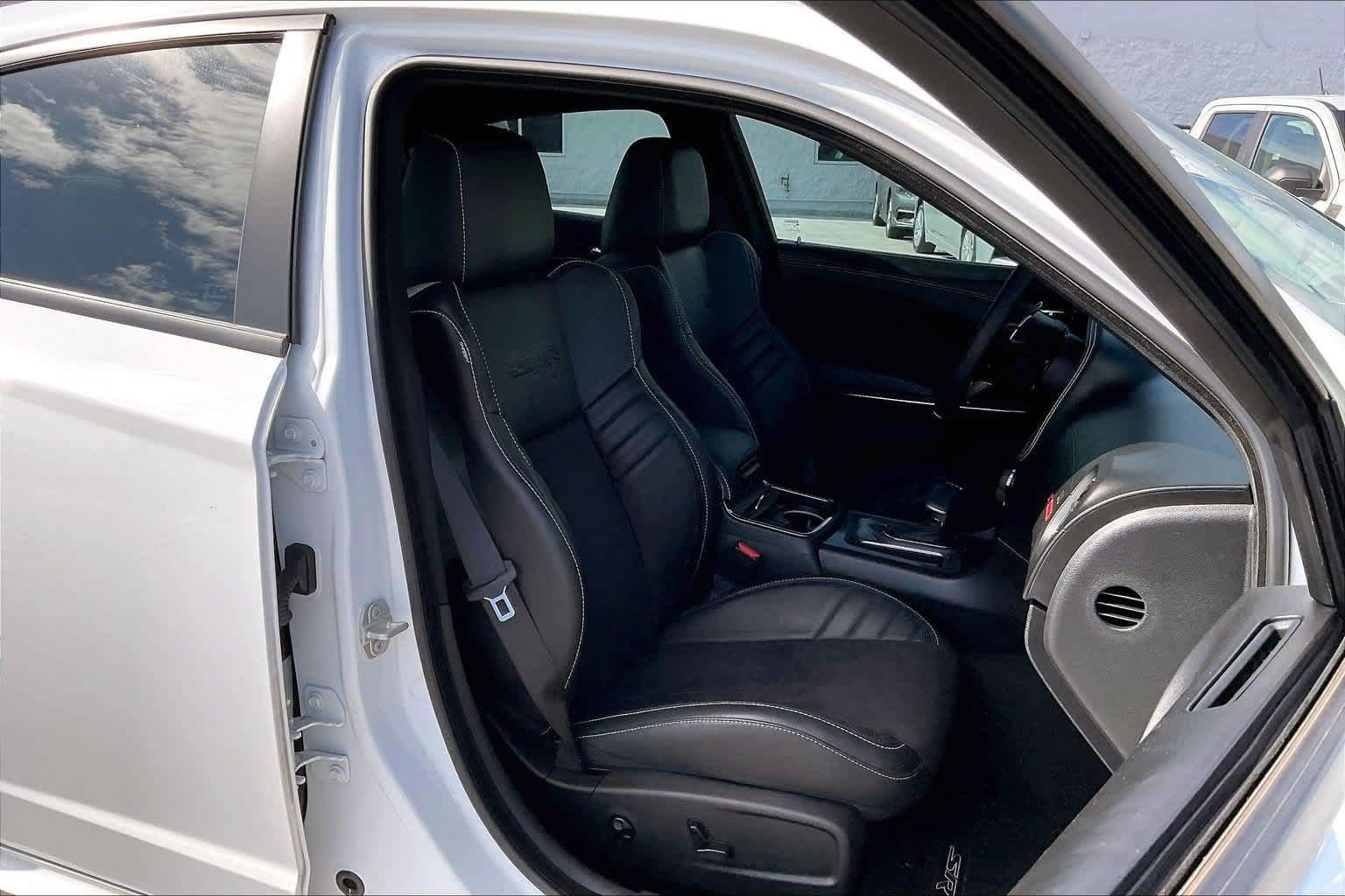 Used 2023 Dodge Charger SRT Hellcat w/ Harman/Kardon Audio Group RWD image 13